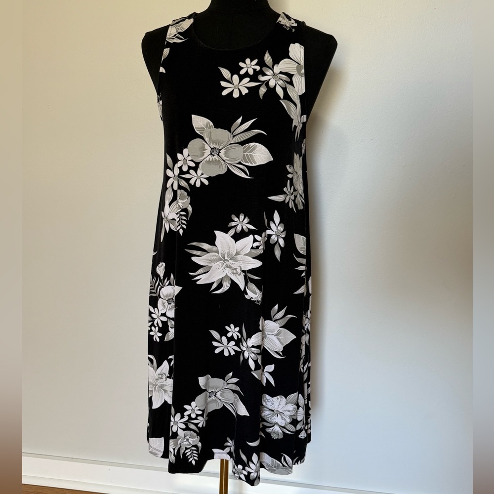 Old Navy Black and White Floral Midi Dress
